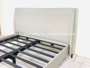 Mathhew Minimalist Bed
