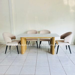 Breazy Dining Table