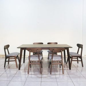 Teak Minimalist Dining Set