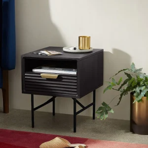 Gaman Bedside