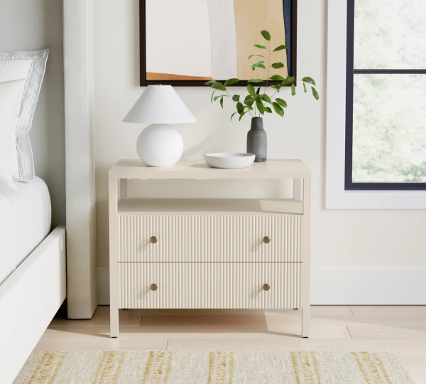 Jann ete bedside - Image 2