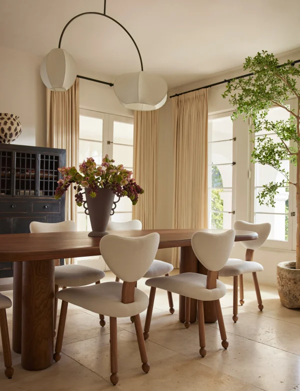 Nive Dining Table - Image 2